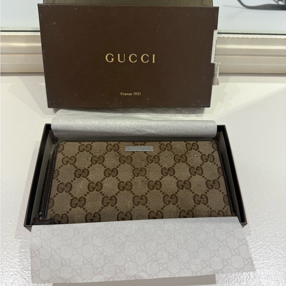 Gucci Tan and Brown Monogram Wallet